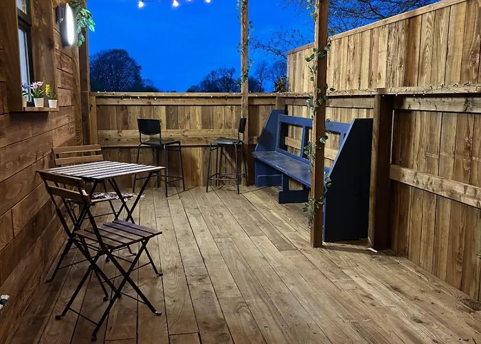 Rustic Charm * 纳斯